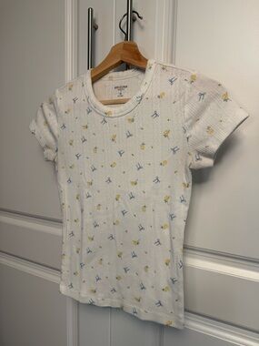 Arizona Jean Co Floral Bow Medium White Pointelle Fitted Tee Y2K